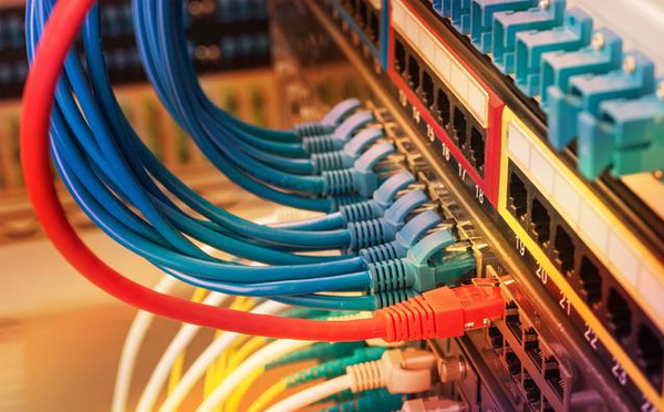 新疆网络布线需求持续增长——富龙光纤11月强化综合布线技术支撑与工程服务能力 新疆网络布线需求持续增长——富龙光纤11月强化综合布线技术支撑与工程服务能力